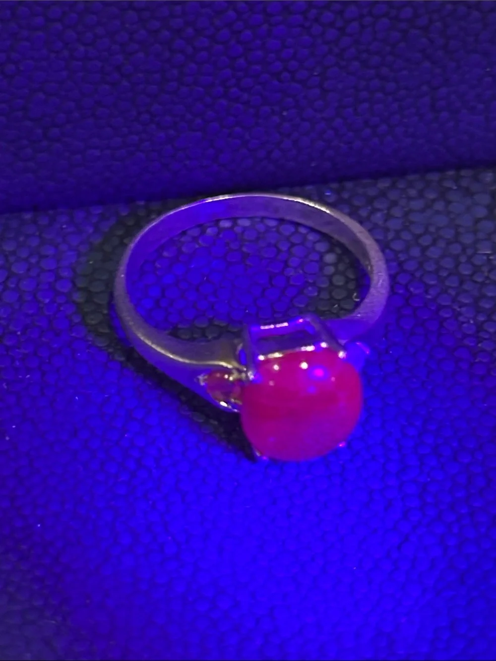 Stunning Sterling Silver Cabochon Ruby Emerald Ring Size 10